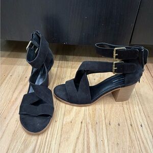 Melrose and Market Black Suede Crisscross Block Heel Sandals